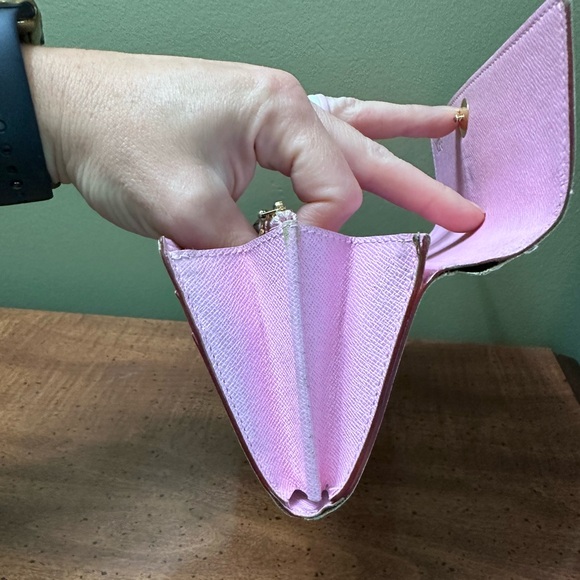 Louis Vuitton White Murakami Sarah wallet multicolor with pink interior - Picture 14 of 17